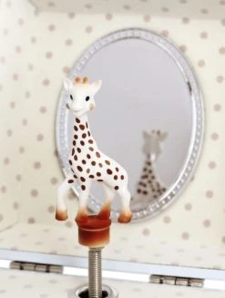 Trousselier Objets Déco Enfant Boite à Musique Sophie La Girafe Marine 6 Trousselier Objets Déco Enfant Boite à Musique Sophie La Girafe Marine -Luminaires enfant Soldes boite a musique sophie la girafe marine 2