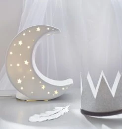 Maisons Du Monde Lampes De Chevet Enfant Lampe Lune En Porcelaine Ajourée Blanche -Luminaires enfant Soldes lampe lune en porcelaine ajouree blanche 1000 7 26 193382 7
