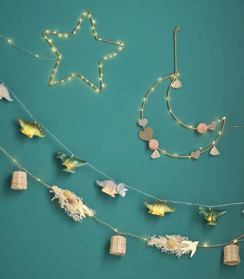 Luminaires enfant Soldes -Luminaires enfant Soldes guirlande lumineuse lumignons en rotin hirondelles en metal dore et fleurs sechees l137 1000 7 27 225937 3